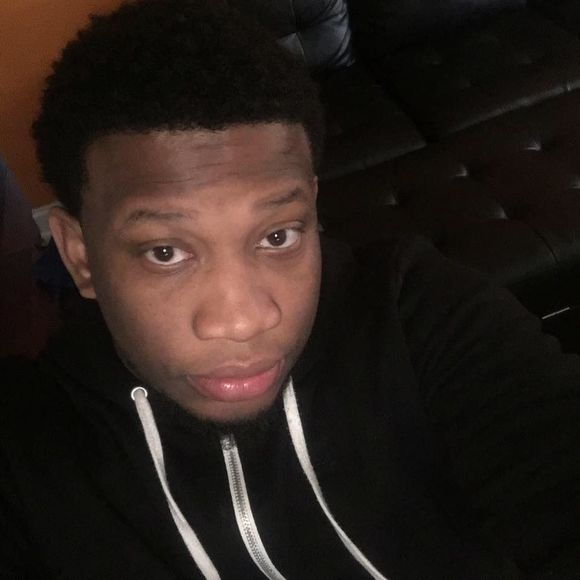 Meet your Posher, Kyle - Picture 1 of 1